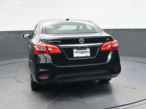 Used 2018 Nissan Sentra SV image 5