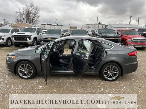 Used 2019 Ford Fusion SEL image 11