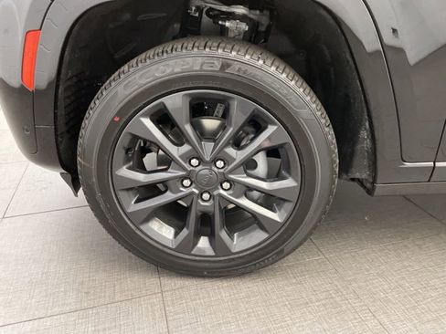 New 2026 Jeep Grand Cherokee Limited image 8