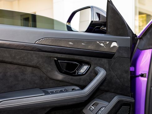 Used 2024 Lamborghini Urus Performante image 31