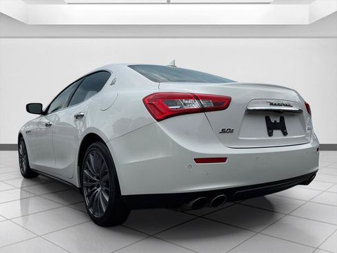 Used 2017 Maserati Ghibli S Q4 AWD/4WD image 3