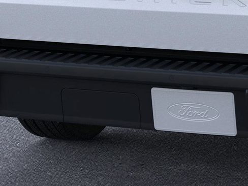 New 2025 Ford Maverick XL w/ Equipment Group 101A image 23