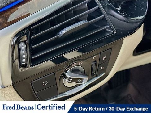 Used 2018 BMW 530i xDrive image 12