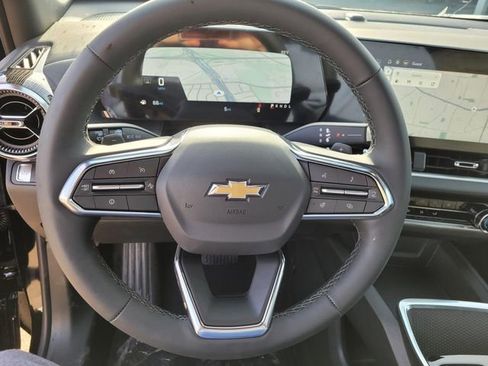 New 2026 Chevrolet Equinox LT image 15