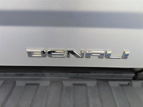 Used 2018 GMC Sierra 1500 Denali w/ Denali Ultimate Package image 13