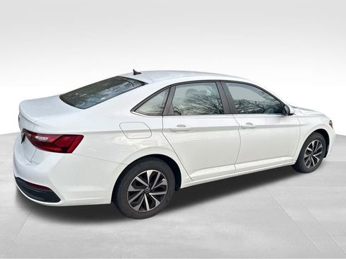 Used 2023 Volkswagen Jetta S image 18