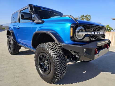 Used 2021 Ford Bronco Wildtrak image 5