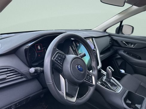 Used 2025 Subaru Outback Premium image 10