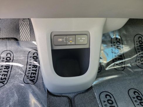 New 2026 Hyundai Ioniq 5 SEL image 24