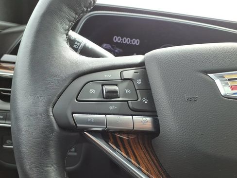 Used 2023 Cadillac Escalade Premium Luxury w/ LPO, Floor Liner Package AWD/4WD image 18
