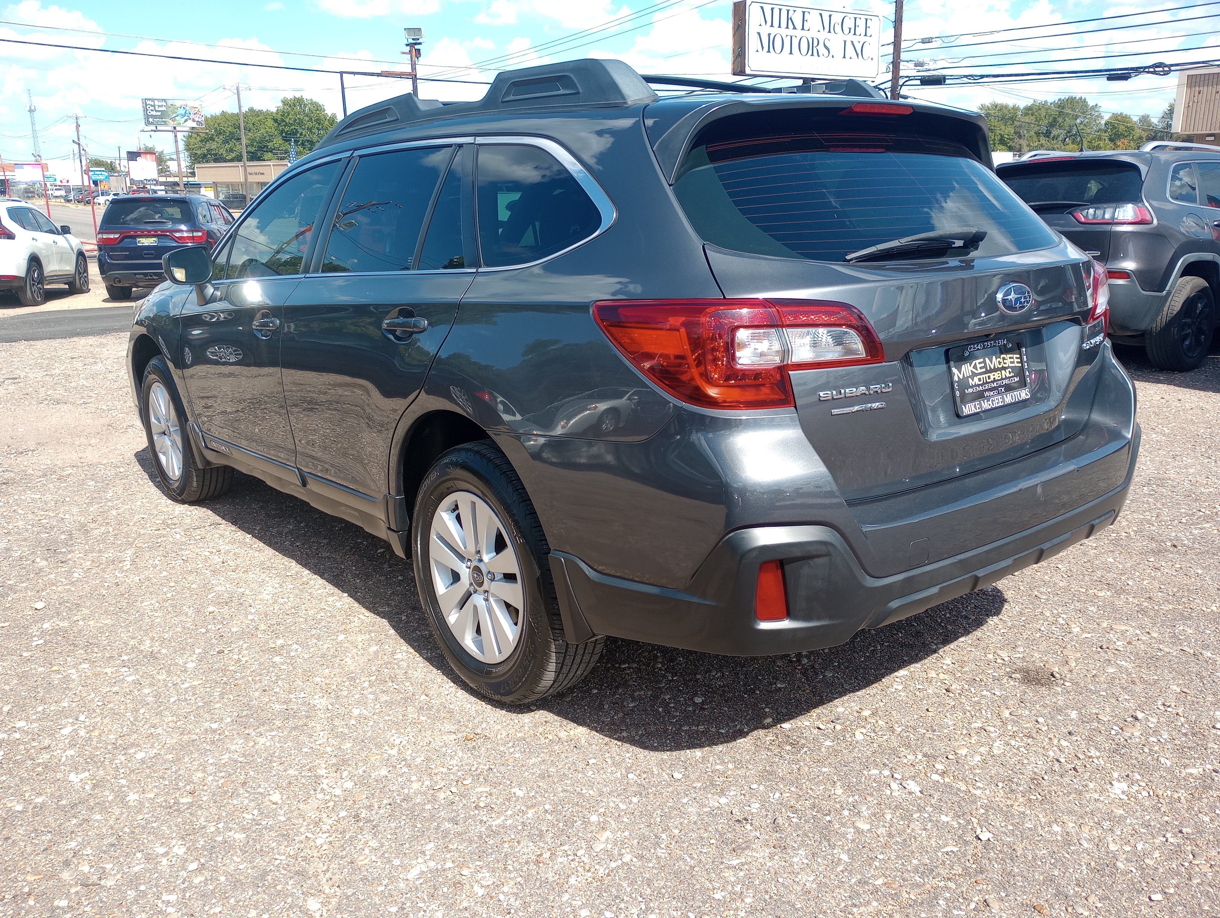 Used 2018 Subaru Outback 2.5i AWD/4WD image 5