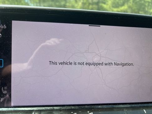 Used 2025 Volkswagen Atlas SE image 14