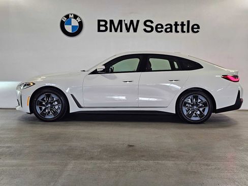 Used 2023 BMW i4 eDrive35 w/ Premium Package RWD image 3