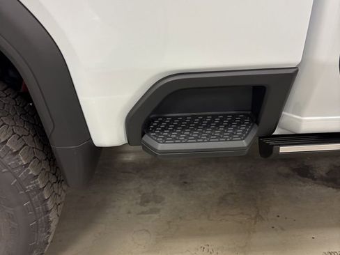 New 2026 GMC Sierra 2500 Denali w/ Denali Reserve Package image 36