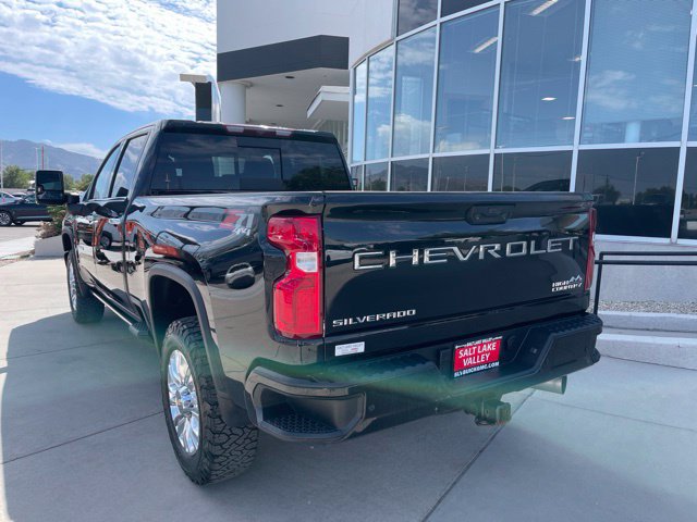 Used 2022 Chevrolet Silverado 3500 High Country w/ Safety Package II AWD/4WD image 4