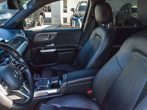 Used 2021 Mercedes-Benz GLB 250 image 19