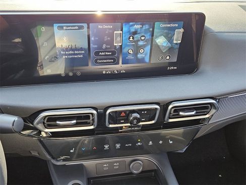 New 2026 Nissan Sentra SV image 17