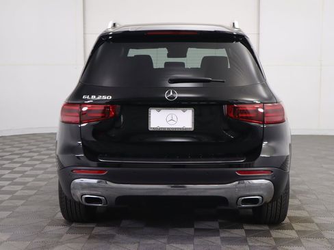 Certified 2025 Mercedes-Benz GLB 250 image 6