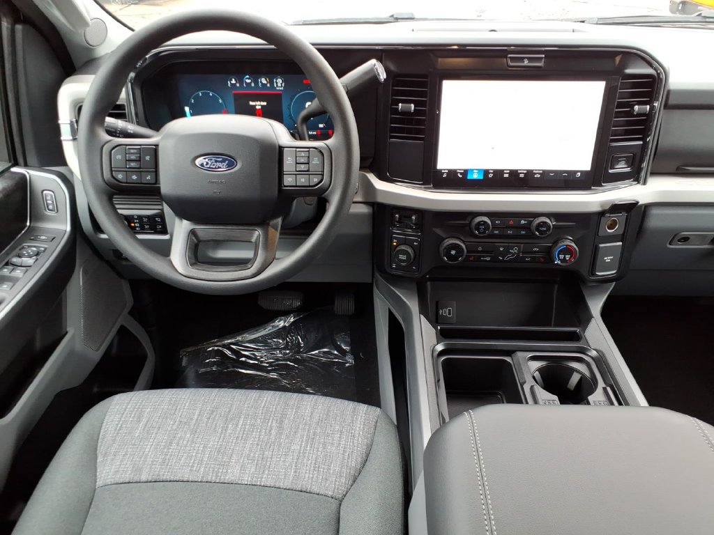 New 2027 Ford F250 XLT w/ XLT Premium Package AWD/4WD image 17