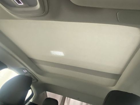 Used 2025 Volvo S60 T8 Ultra image 28