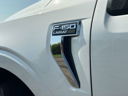 Used 2023 Ford F150 Lariat w/ Equipment Group 502A High image 9