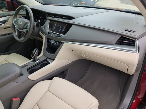 Used 2019 Cadillac XT5 Luxury image 11