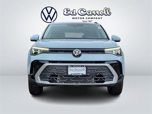 New 2025 Volkswagen Taos SE image 3