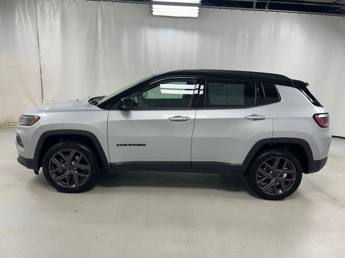 Used 2026 Jeep Compass Limited AWD/4WD image 7