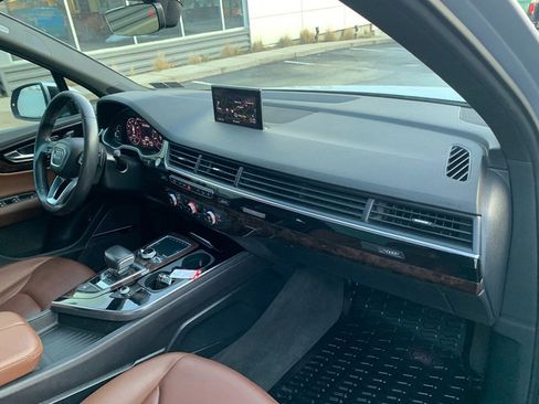 Used 2018 Audi Q7 3.0T Premium Plus w/ Premium Plus Package image 14