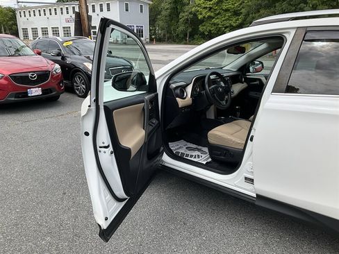 Used 2015 Toyota RAV4 Limited w/ Technology Package FWD image 19