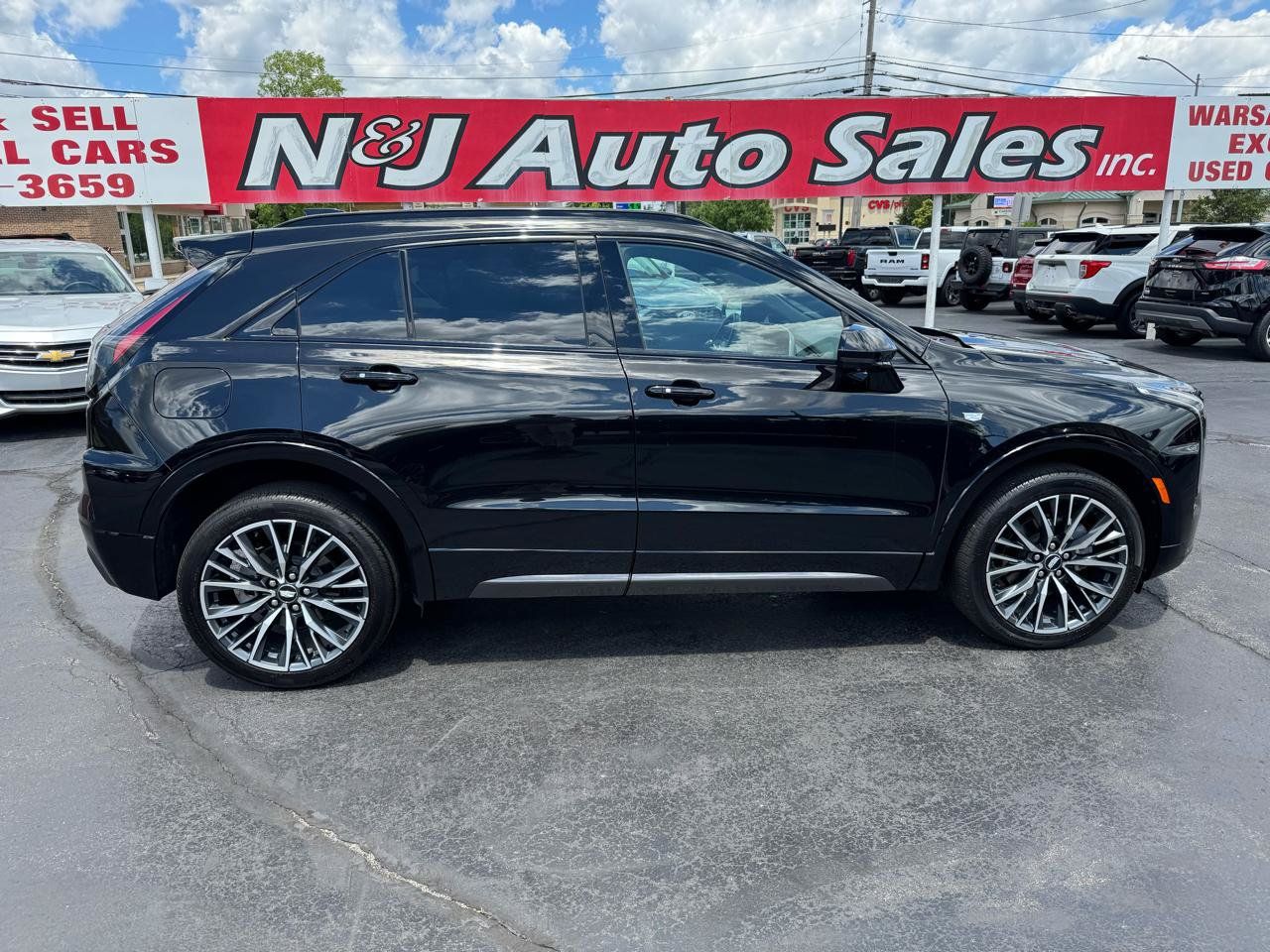 Used 2025 Cadillac XT4 Sport AWD/4WD image 4