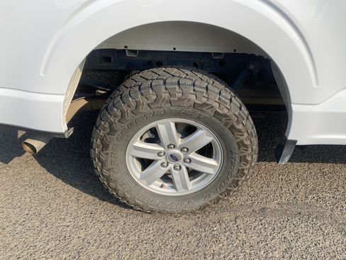 Used 2022 Ford F150 XLT w/ Trailer Tow Package AWD/4WD image 10