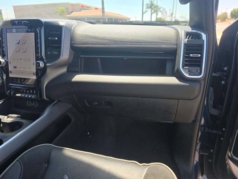 Used 2023 RAM 1500 Laramie AWD/4WD image 12
