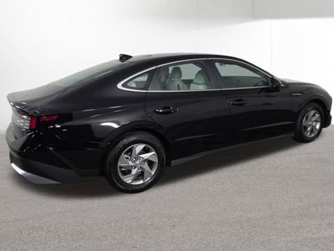 New 2026 Hyundai Sonata SE image 9