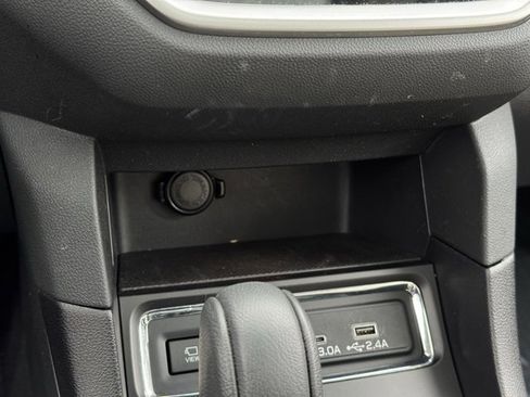 Used 2024 Subaru Ascent Limited w/ Technology Package image 14