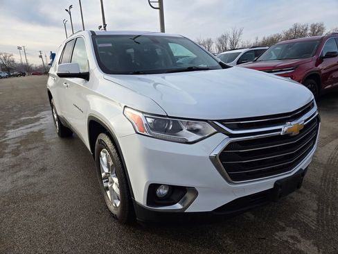 Used 2019 Chevrolet Traverse LT image 1