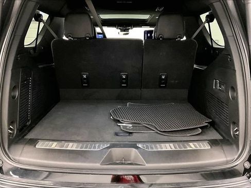 Used 2025 GMC Yukon XL Denali Ultimate AWD/4WD image 44