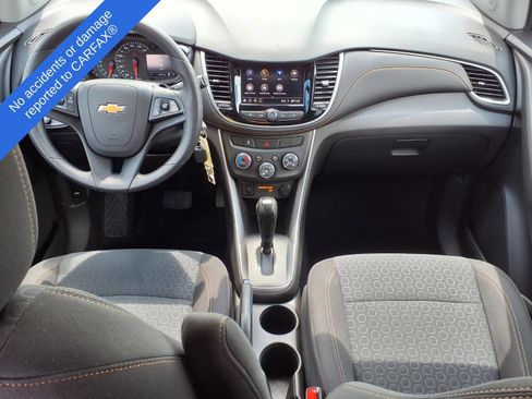Used 2020 Chevrolet Trax LS w/ Tint and Cruise Package FWD image 13