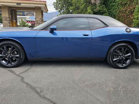Used 2020 Dodge Challenger GT w/ Driver Convenience Group AWD/4WD image 8