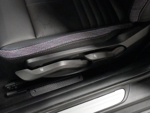 Certified 2025 MINI Cooper S image 30