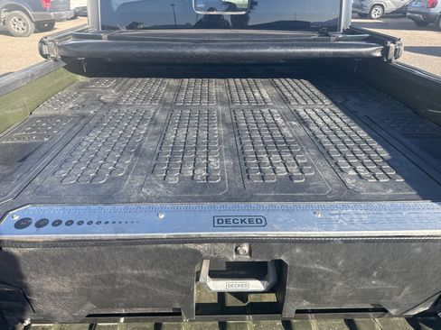 Used 2023 Jeep Gladiator Sport image 6