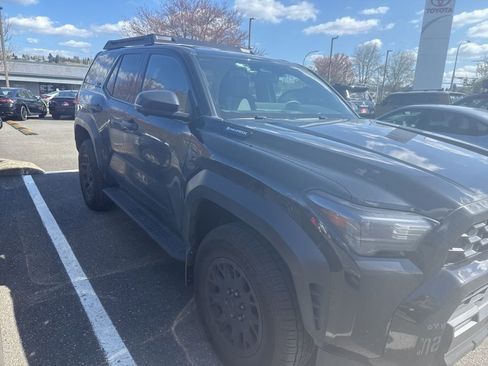 Used 2025 Toyota 4Runner TRD Off-Road Premium w/ Tow Technology Package image 2