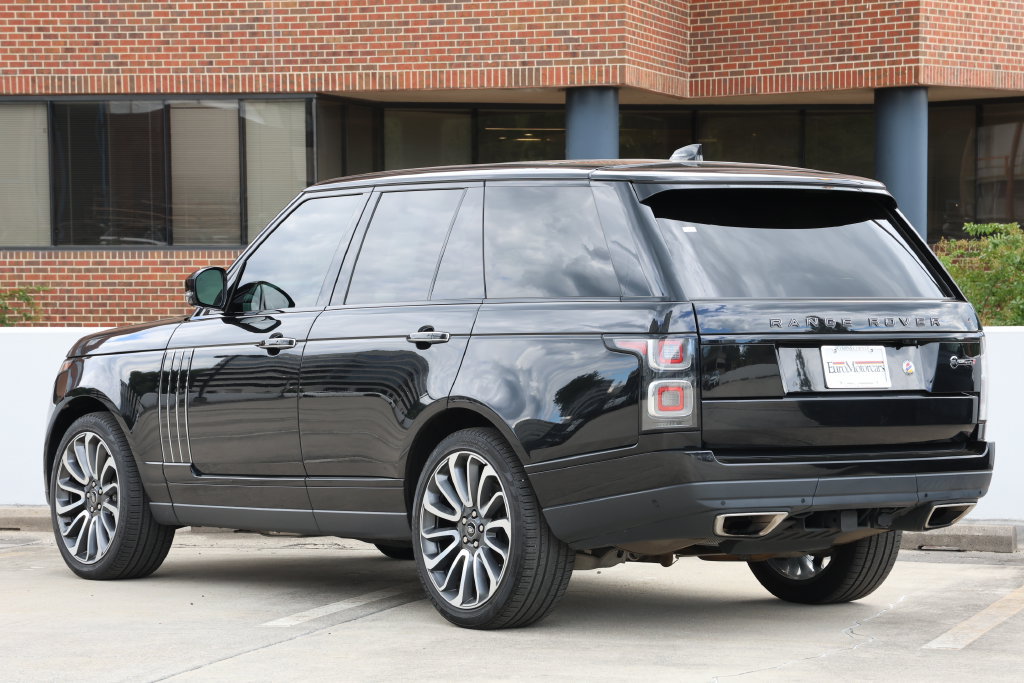 Used 2022 Land Rover Range Rover SV Autobiography Dynamic AWD/4WD image 2