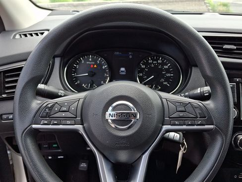 Used 2021 Nissan Rogue Sport S AWD/4WD image 19