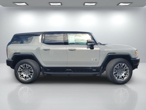Used 2025 GMC Hummer EV 3X AWD/4WD image 3