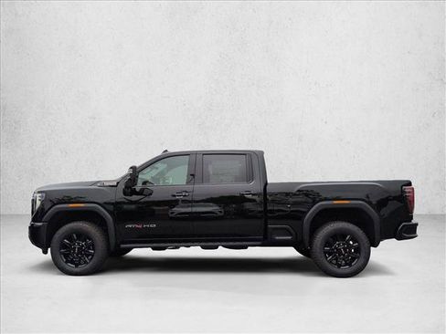 New 2026 GMC Sierra 2500 AT4 w/ AT4 Premium Plus Package AWD/4WD image 5