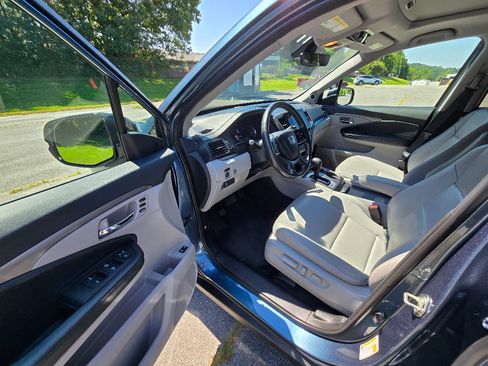 Used 2020 Honda Pilot EX-L image 10
