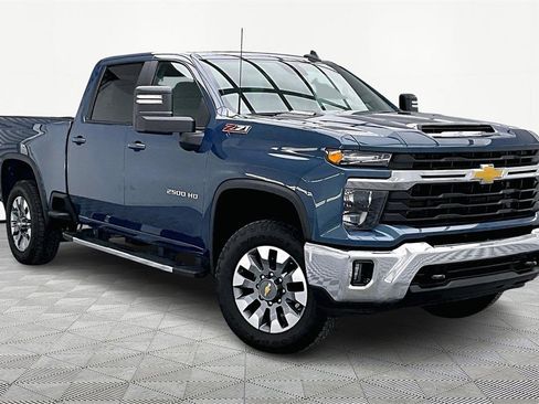 Used 2024 Chevrolet Silverado 2500 LT w/ All Star Edition image 7