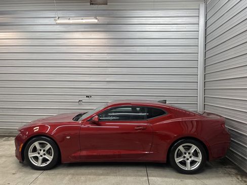 Used 2017 Chevrolet Camaro LT image 8