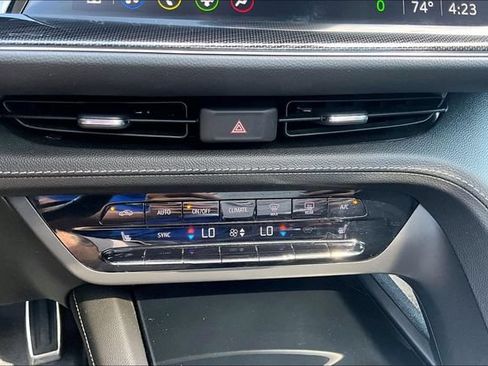 Used 2023 Buick Envision Essence w/ Sport Touring Package AWD/4WD image 30